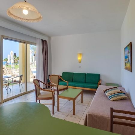 Panas Villas 아이아 나파 외부 사진